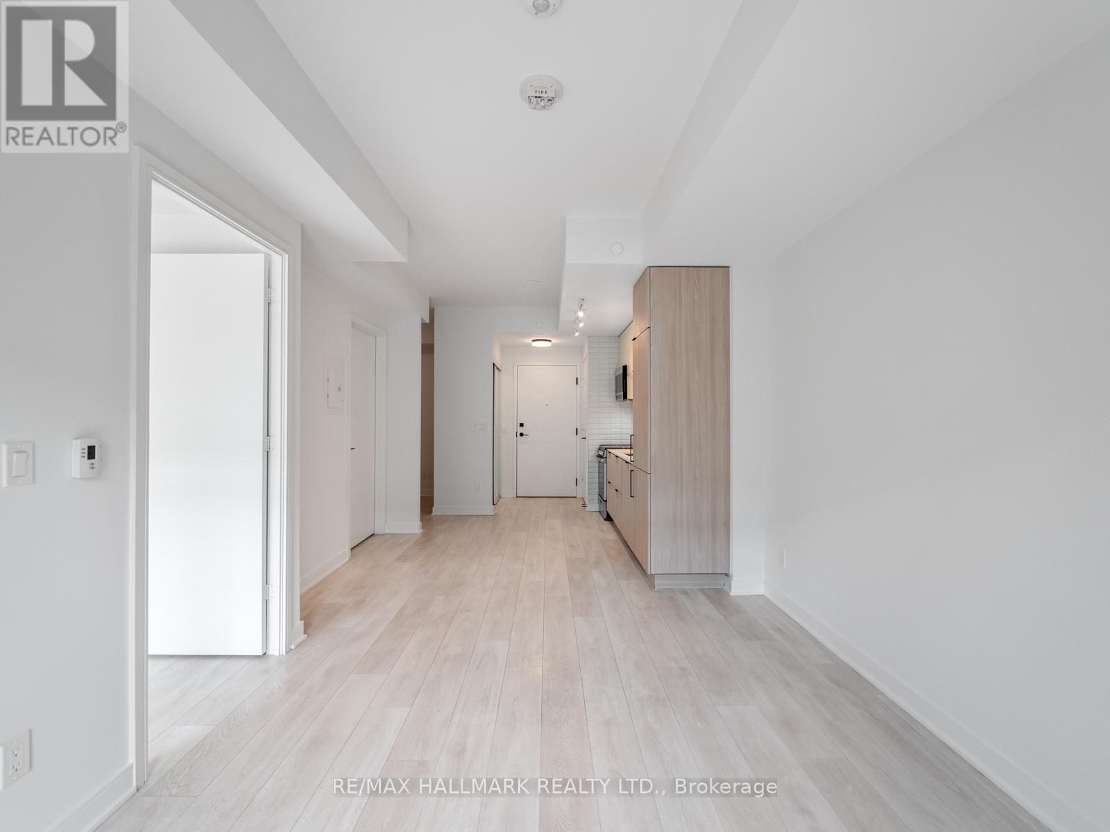 Photo 11 of S 423 35 Rolling Mills Road, Toronto ON