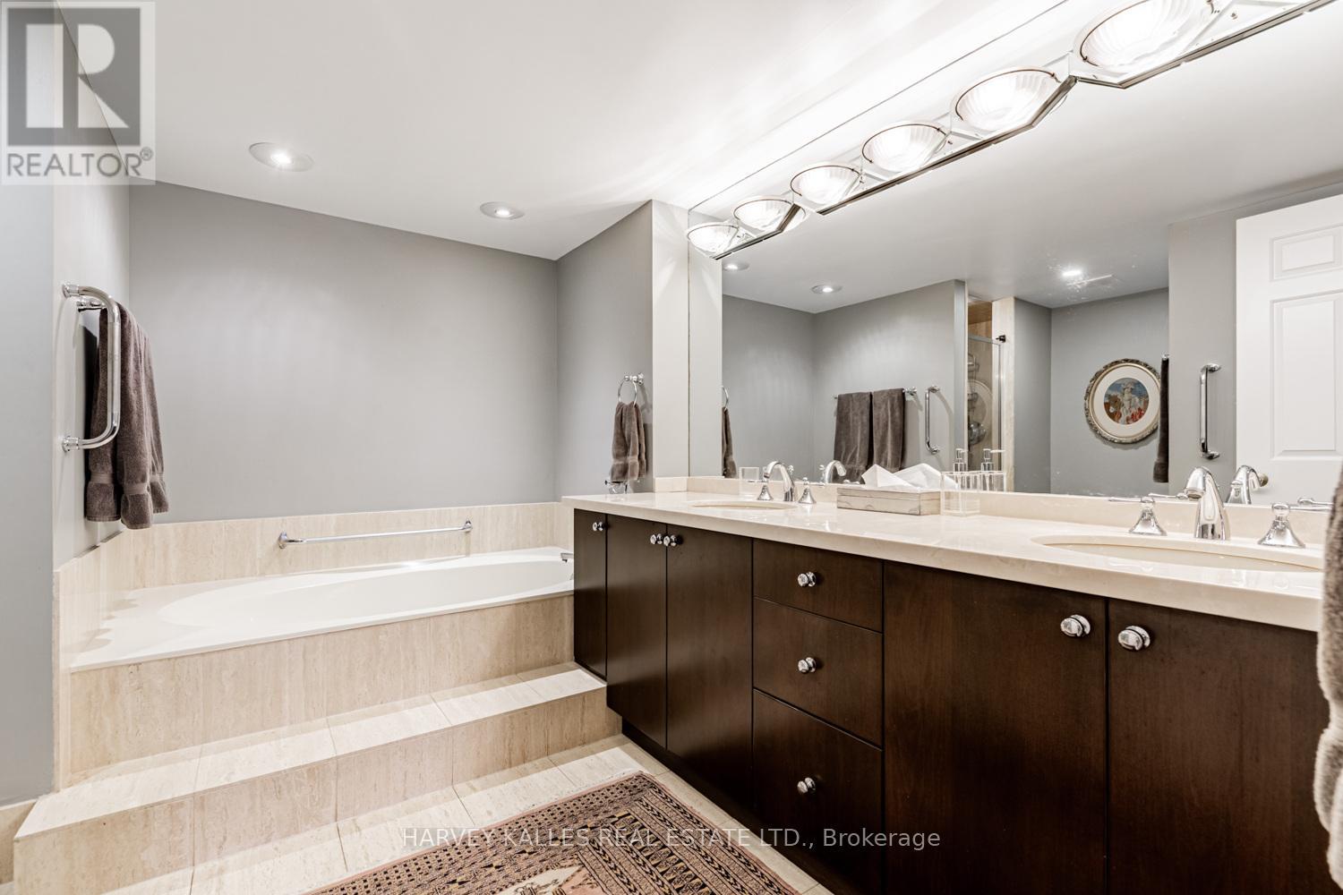 Photo 21 of 906 65 Spring Garden Avenue, Toronto ON