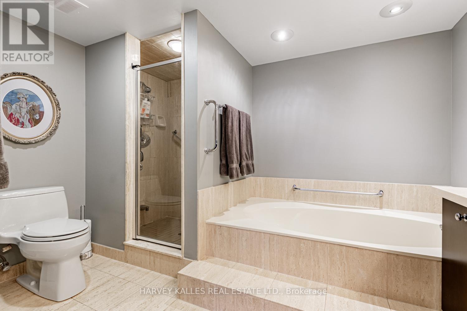 Photo 22 of 906 65 Spring Garden Avenue, Toronto ON