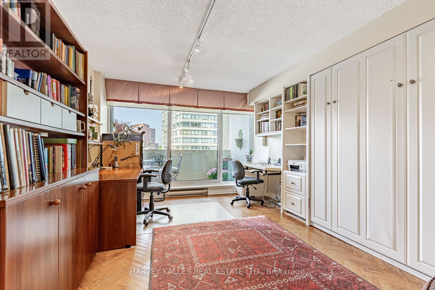 Photo 24 of 906 65 Spring Garden Avenue, Toronto ON