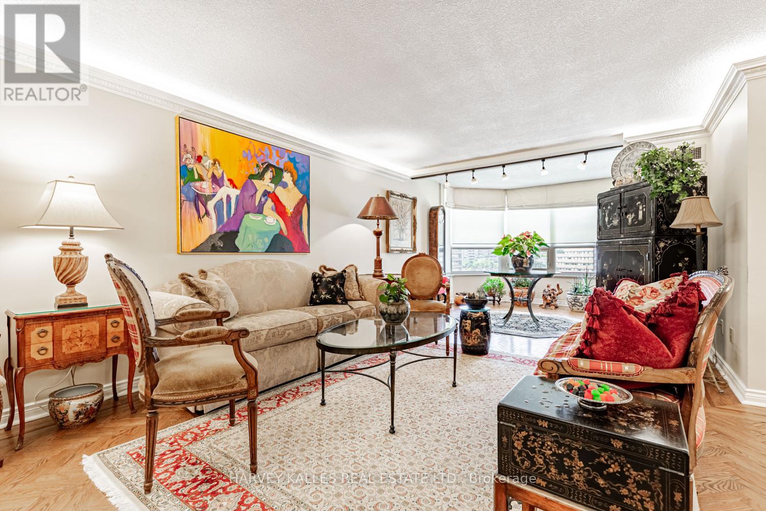 Photo 4 of 906 65 Spring Garden Avenue, Toronto ON