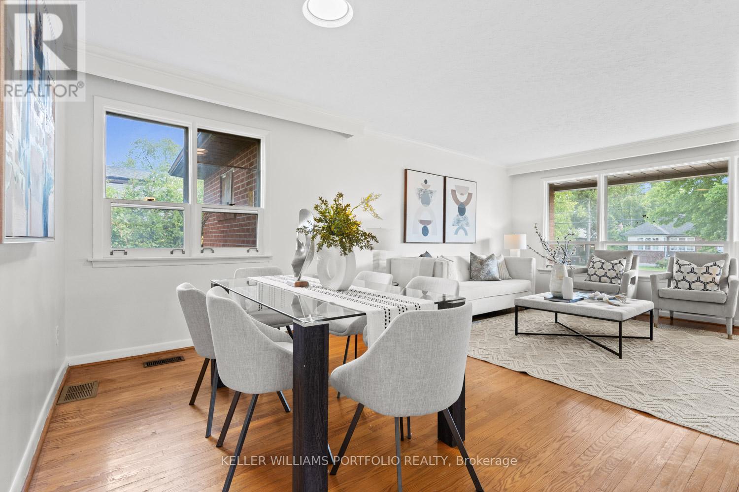 Photo 7 of 378 Cummer Avenue, Toronto ON
