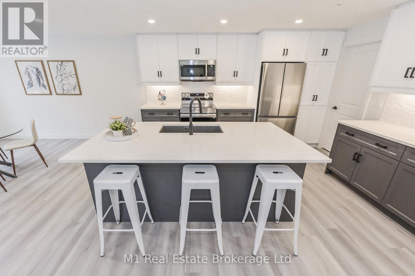 Photo 5 of 104 99 B Farley Road, Centre Wellington ON