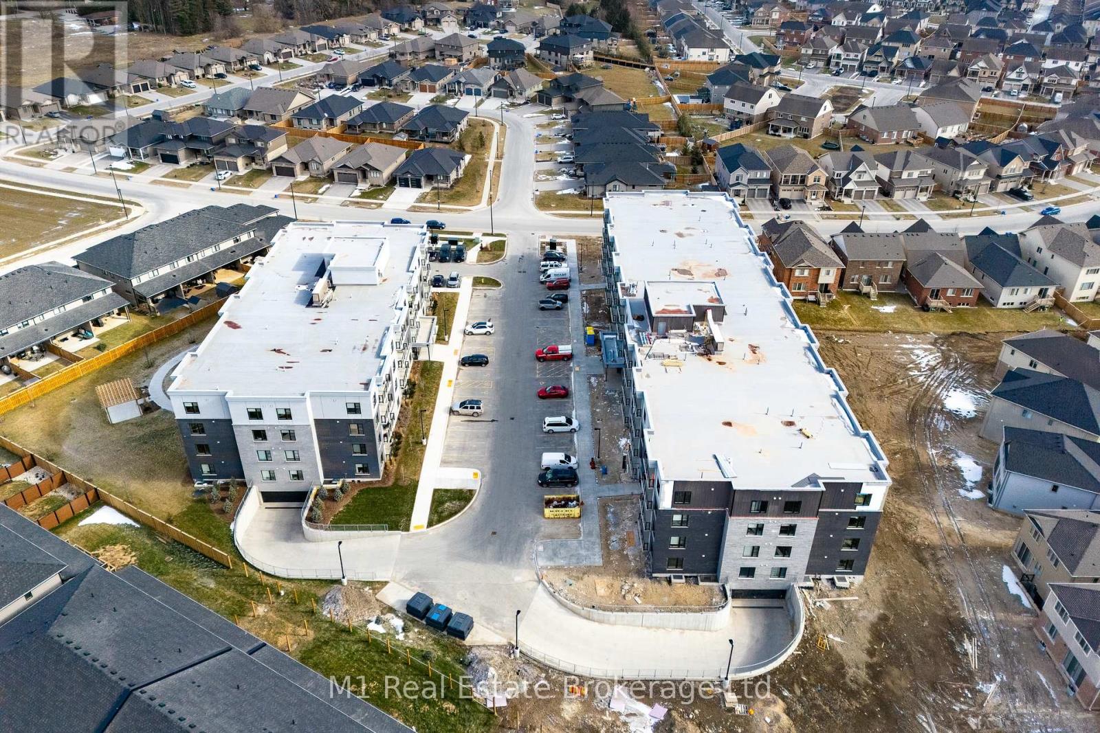Photo 43 of 104 99 B Farley Road, Centre Wellington ON