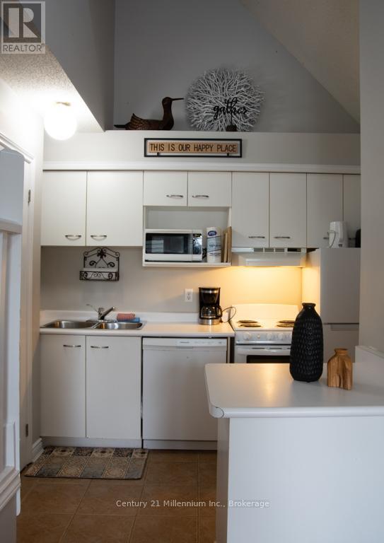 Photo 6 of 110 796468 Grey 19 Road, Blue Mountains ON