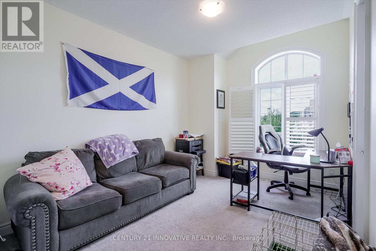 Photo 27 of 94 Brabin Circle, Whitby ON
