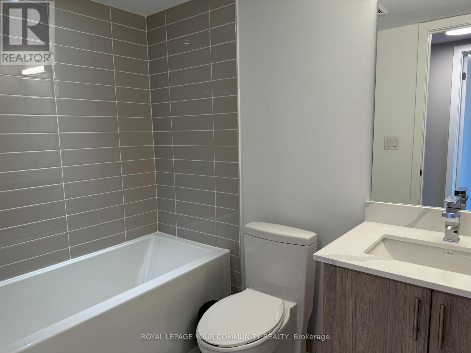 Photo 14 of 1 1455 Oconnor Drive, Toronto ON