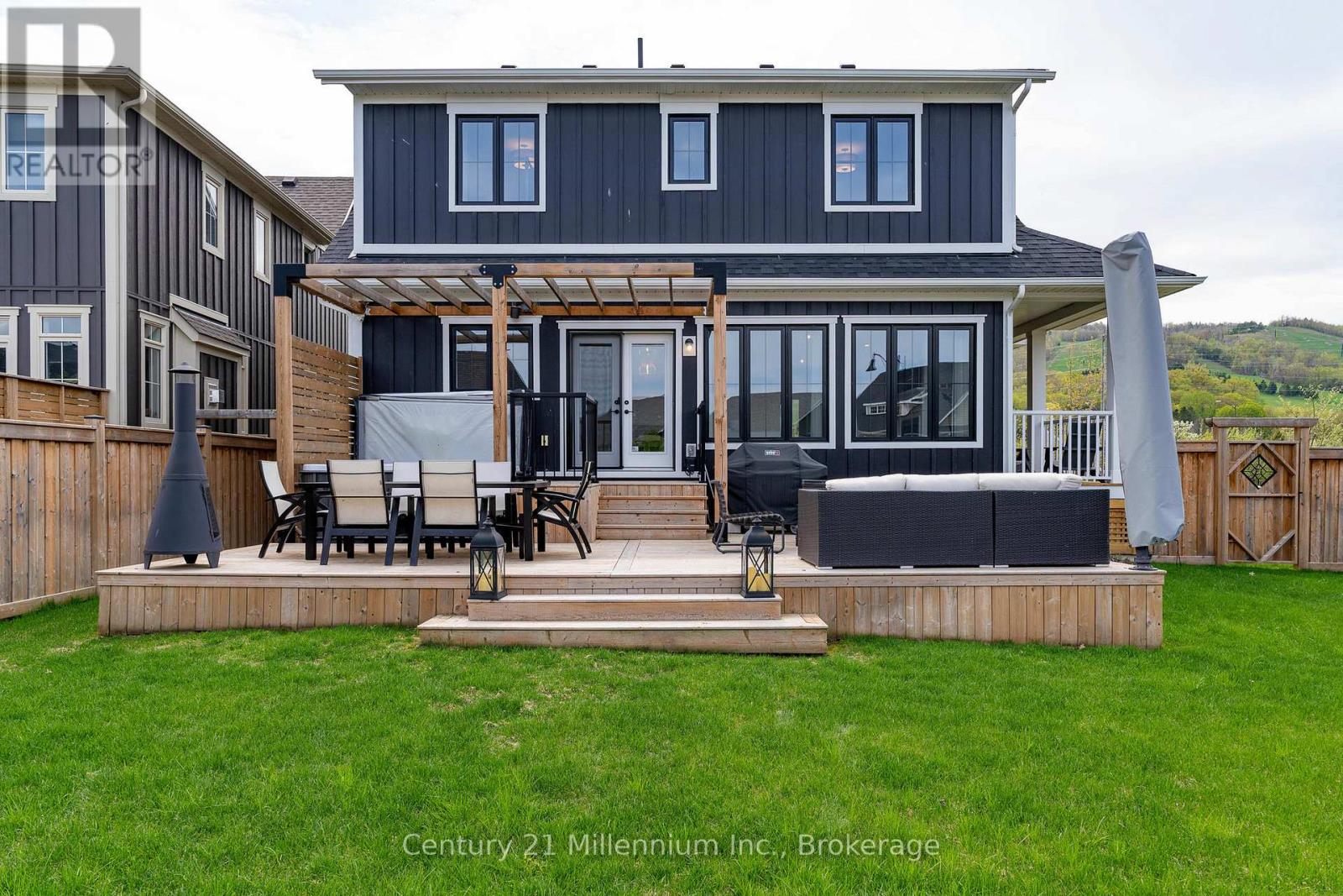 Photo 41 of 225 Yellow Birch Crescent, Blue Mountains ON