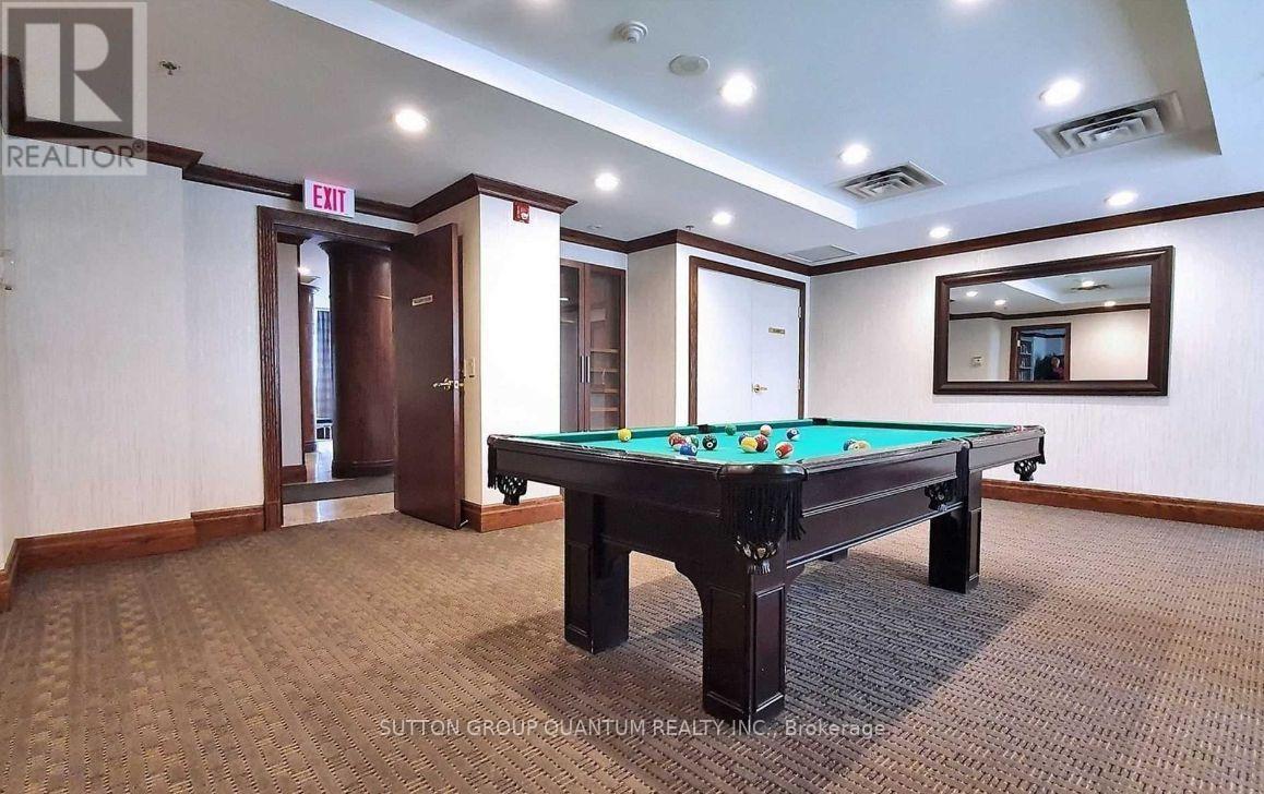 Photo 13 of Ph 5 11 Oneida Crescent E, Richmond Hill ON
