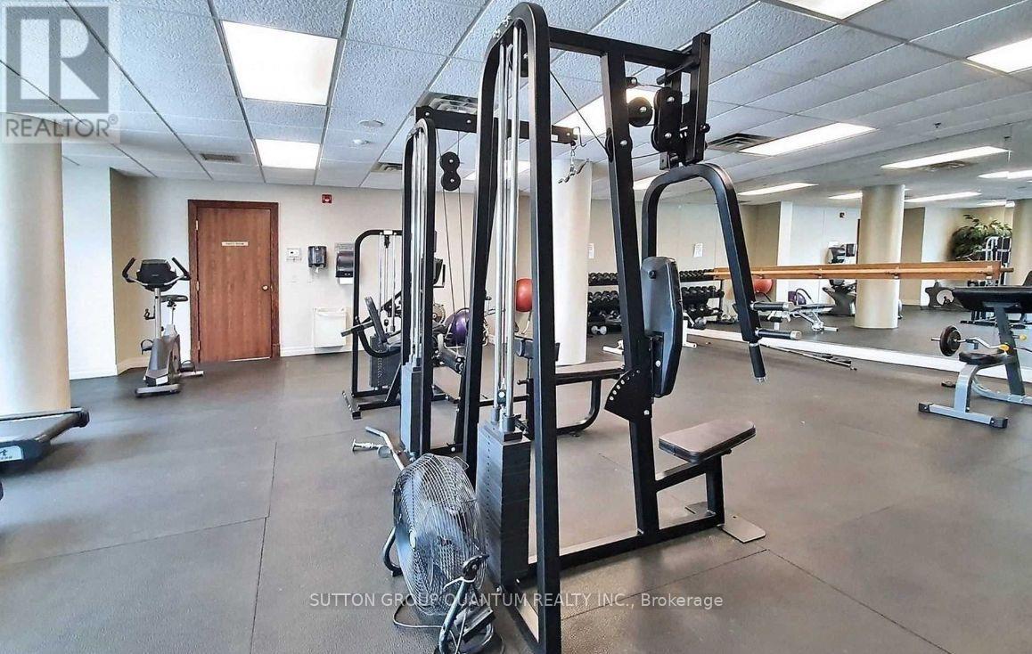 Photo 14 of Ph 5 11 Oneida Crescent E, Richmond Hill ON