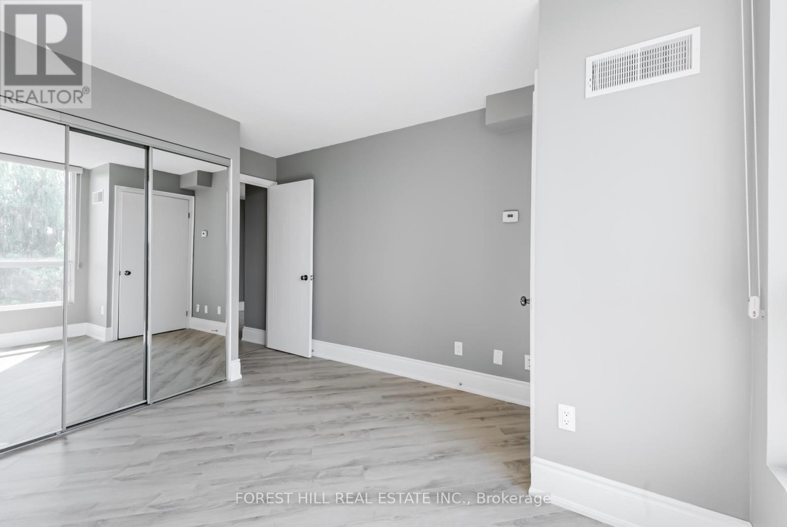 Photo 19 of 410 75 Ellen Street, Barrie ON
