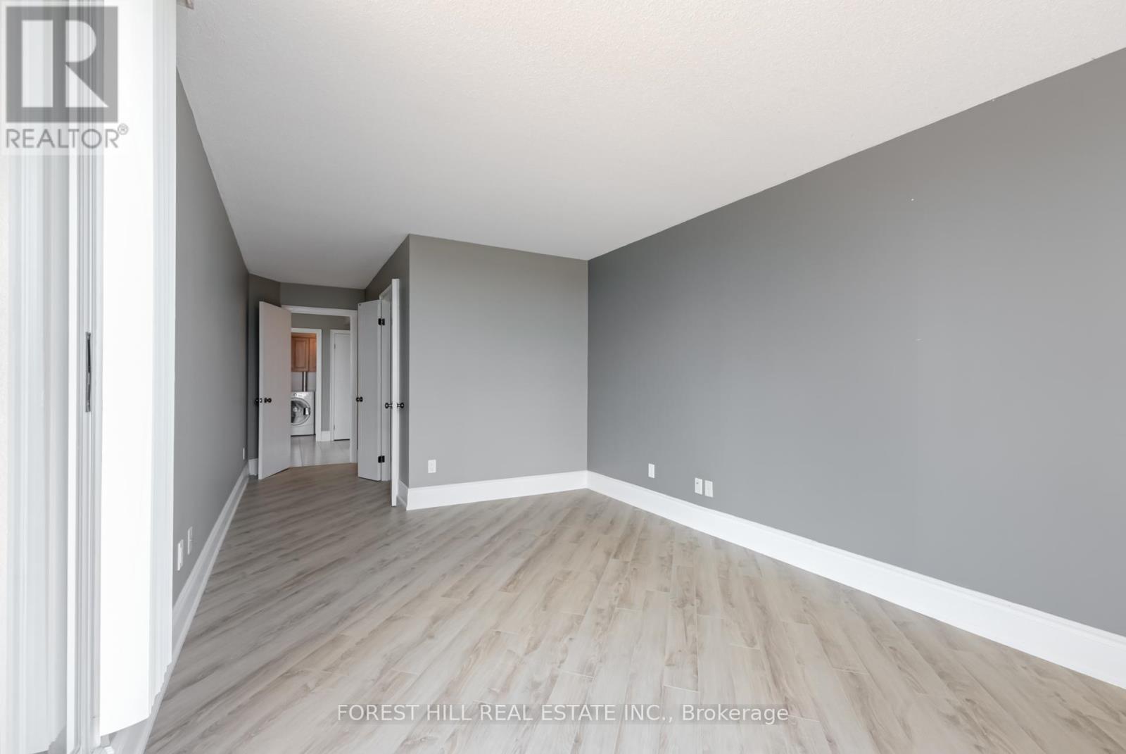 Photo 27 of 410 75 Ellen Street, Barrie ON
