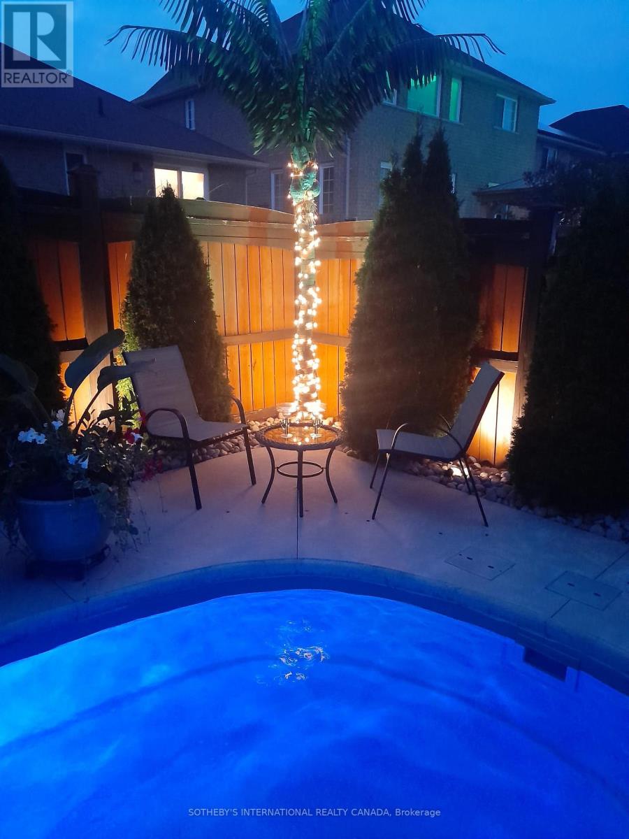 Photo 29 of 12 Parisian Crescent, Barrie ON