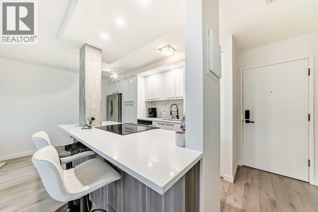 Photo 4 of 701 1111 15 Avenue Sw, Calgary AB