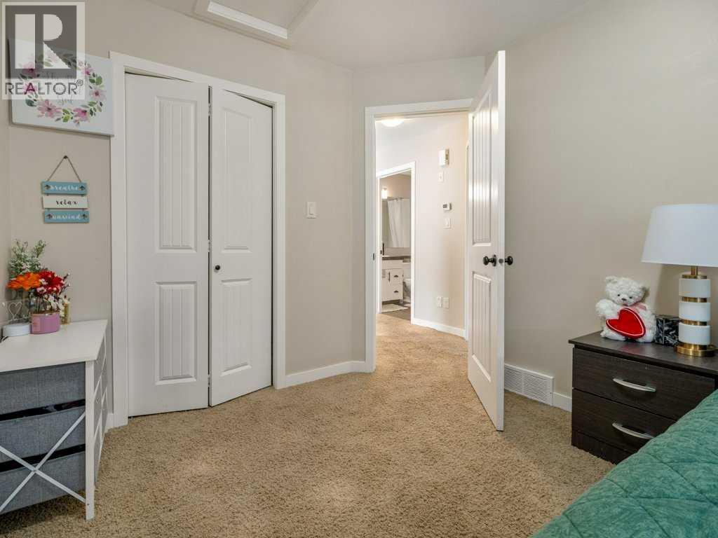 Photo 24 of 461 Lynx Terrace N, Lethbridge AB