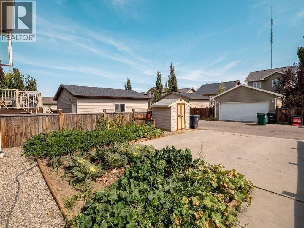 Photo 42 of 461 Lynx Terrace N, Lethbridge AB