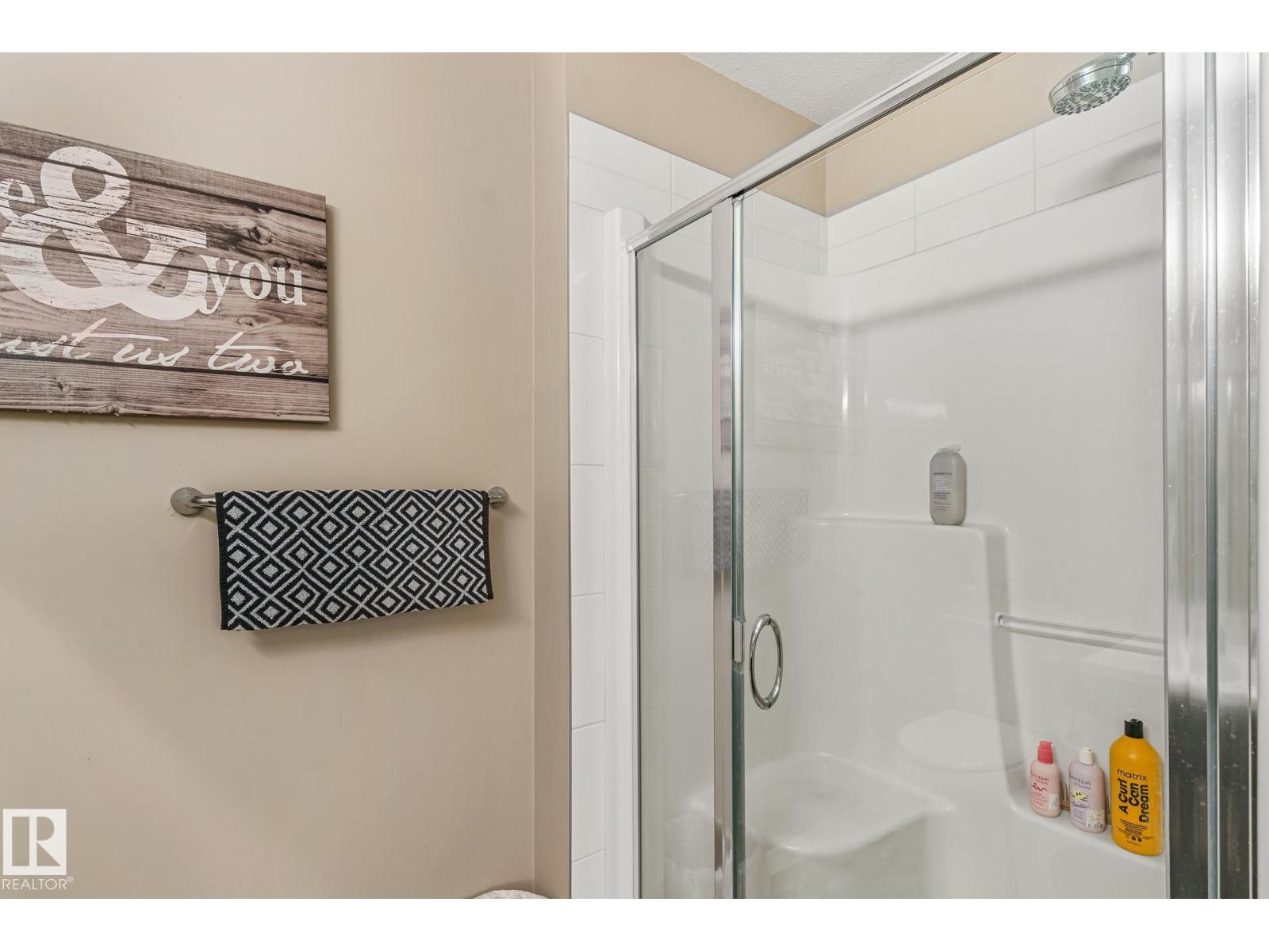 Photo 21 of 2140 51 St Sw, Edmonton AB