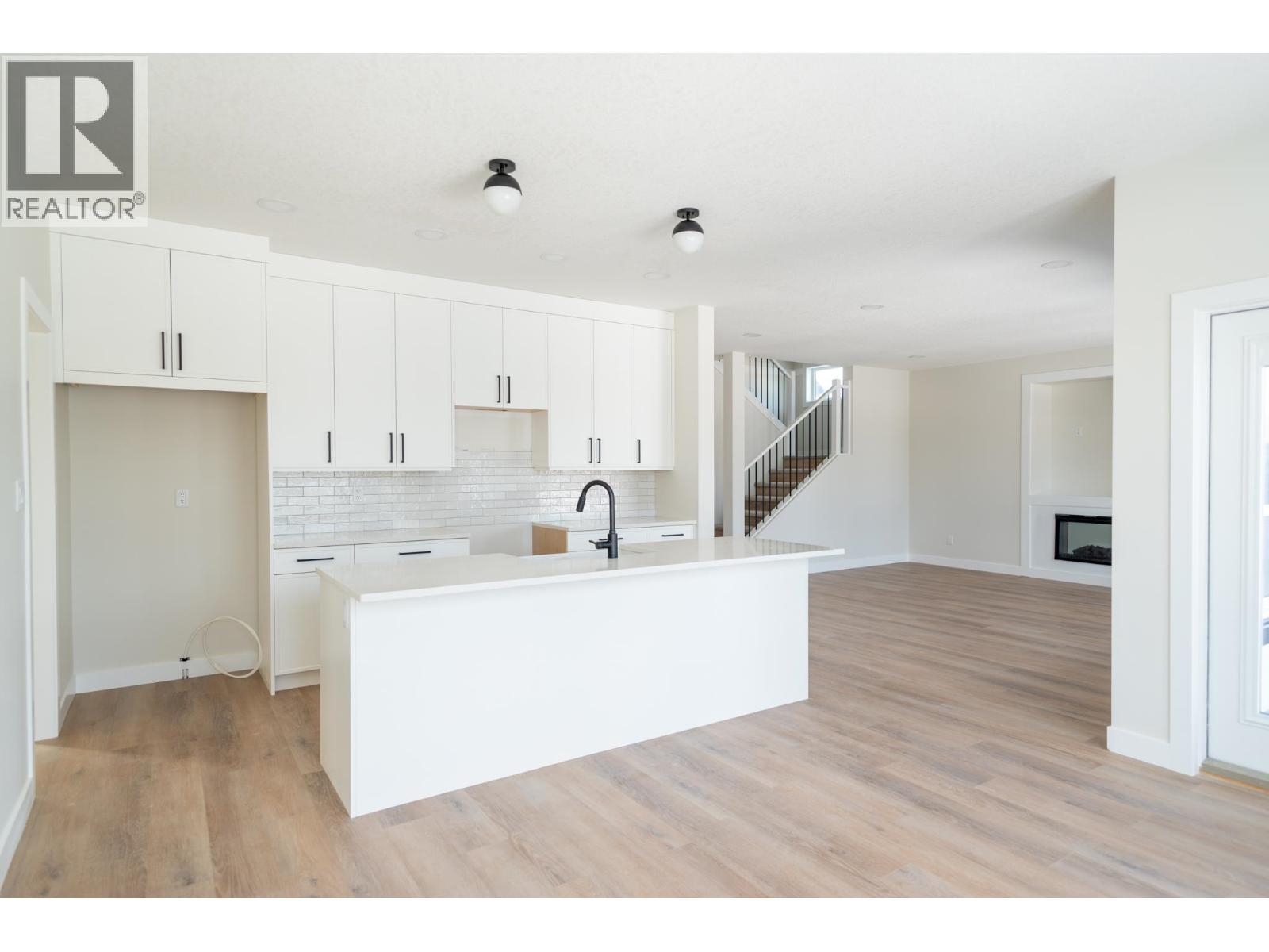 Photo 9 of 2464 Mctavish Road, Prince George BC