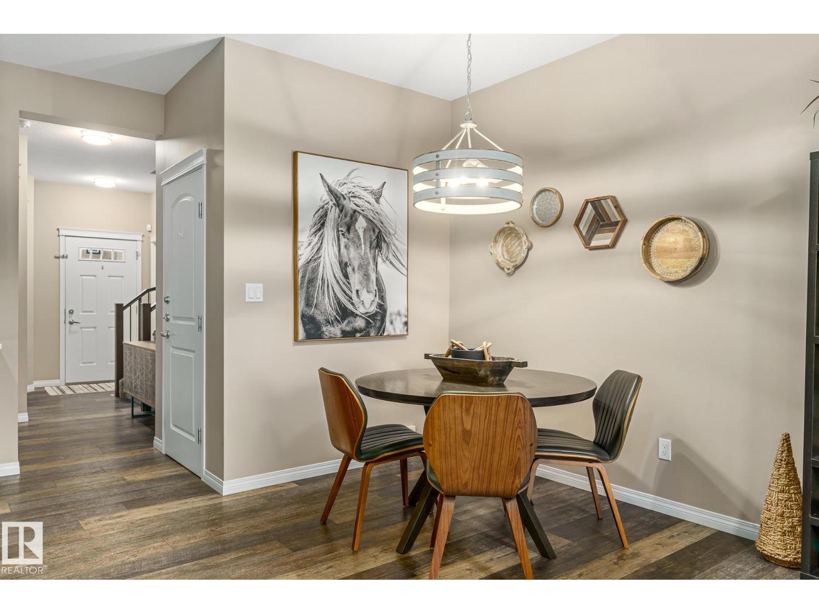 Photo 10 of 2140 51 St Sw, Edmonton AB