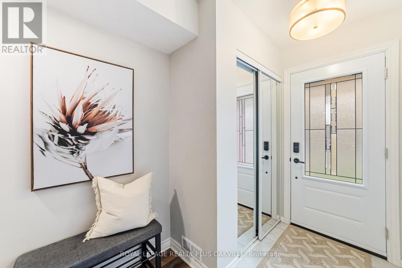 Photo 2 of 55 2300 Brays Lane, Oakville ON
