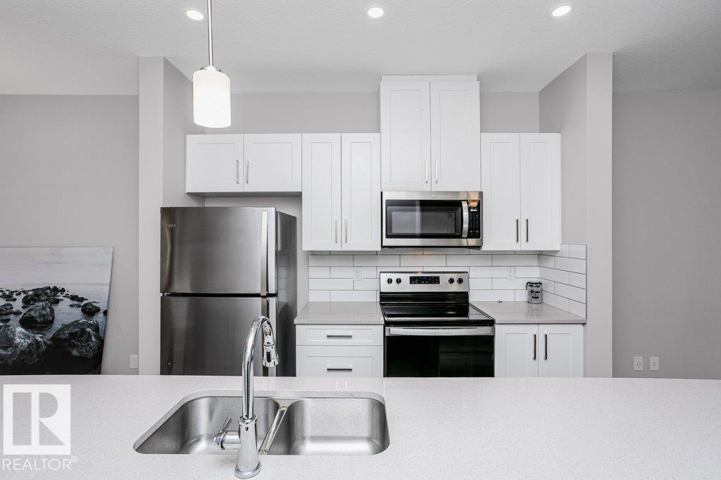 Photo 17 of 58 320 Secord Bv Nw, Edmonton AB