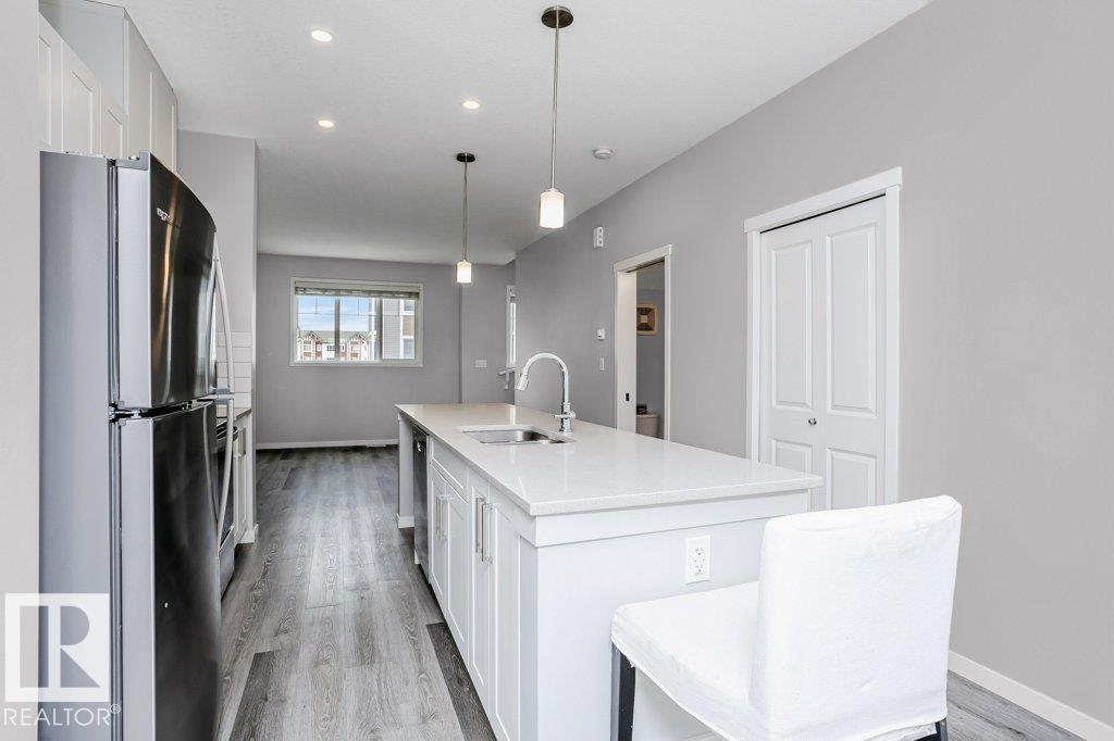 Photo 11 of 58 320 Secord Bv Nw, Edmonton AB