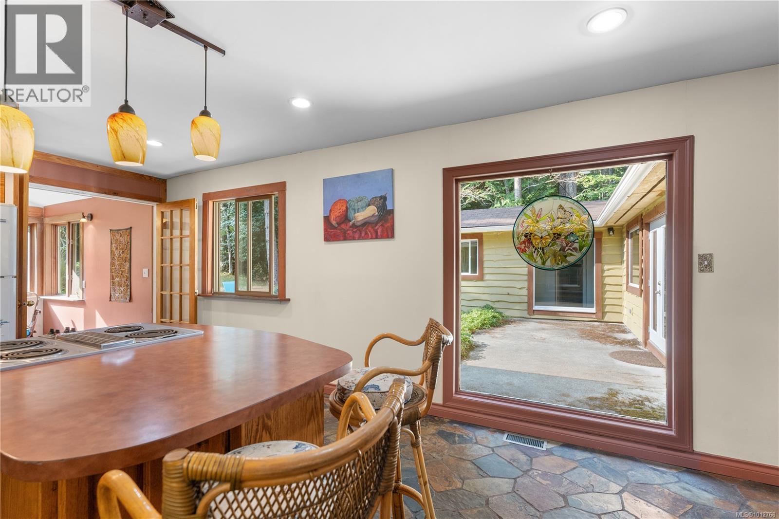 451 Berry Point Rd, Gabriola Island