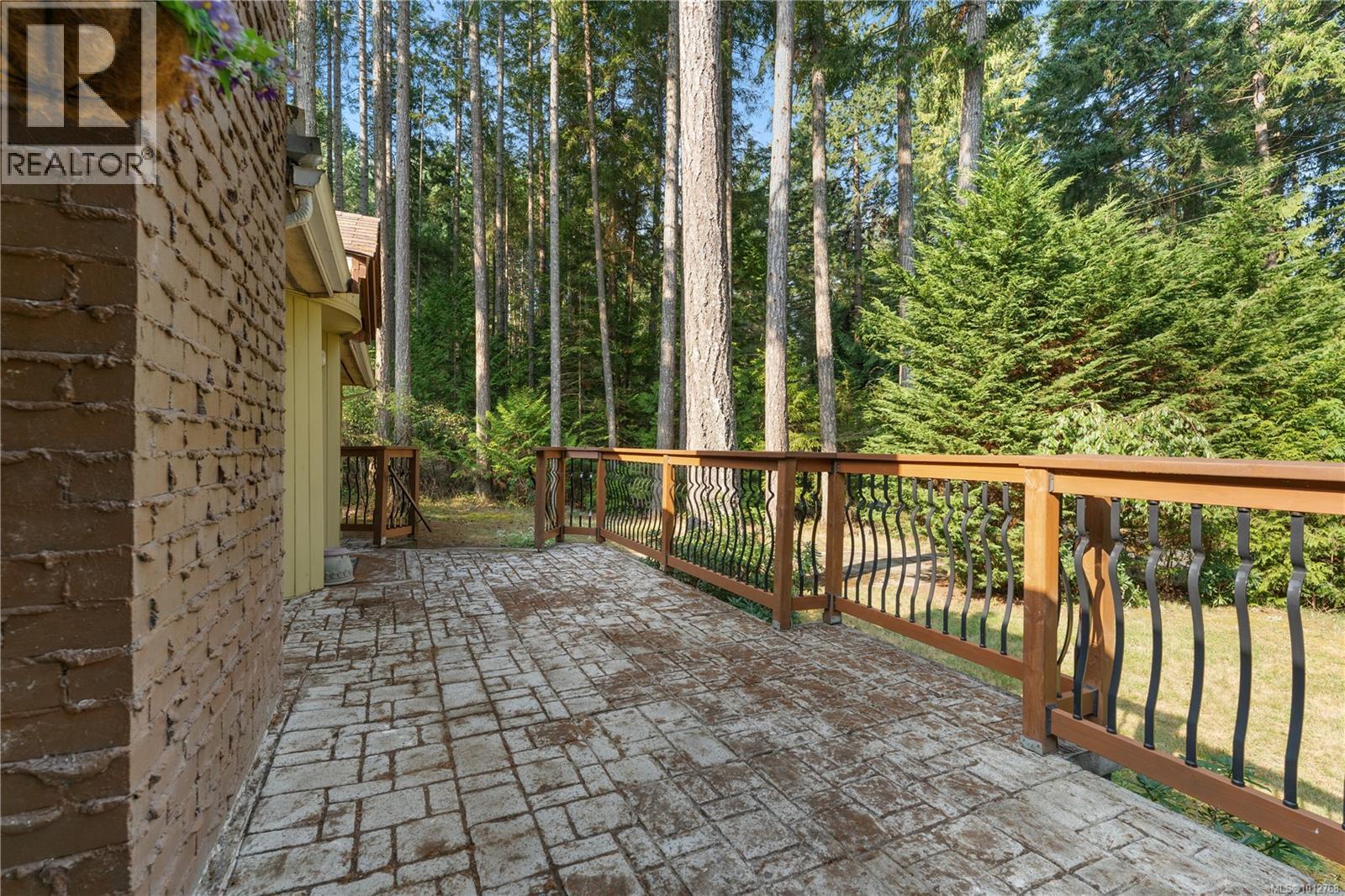 451 Berry Point Rd, Gabriola Island