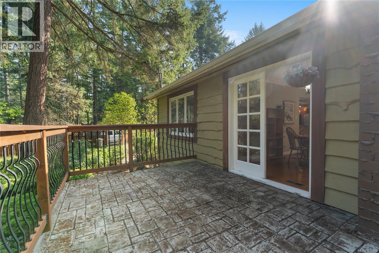 451 Berry Point Rd, Gabriola Island