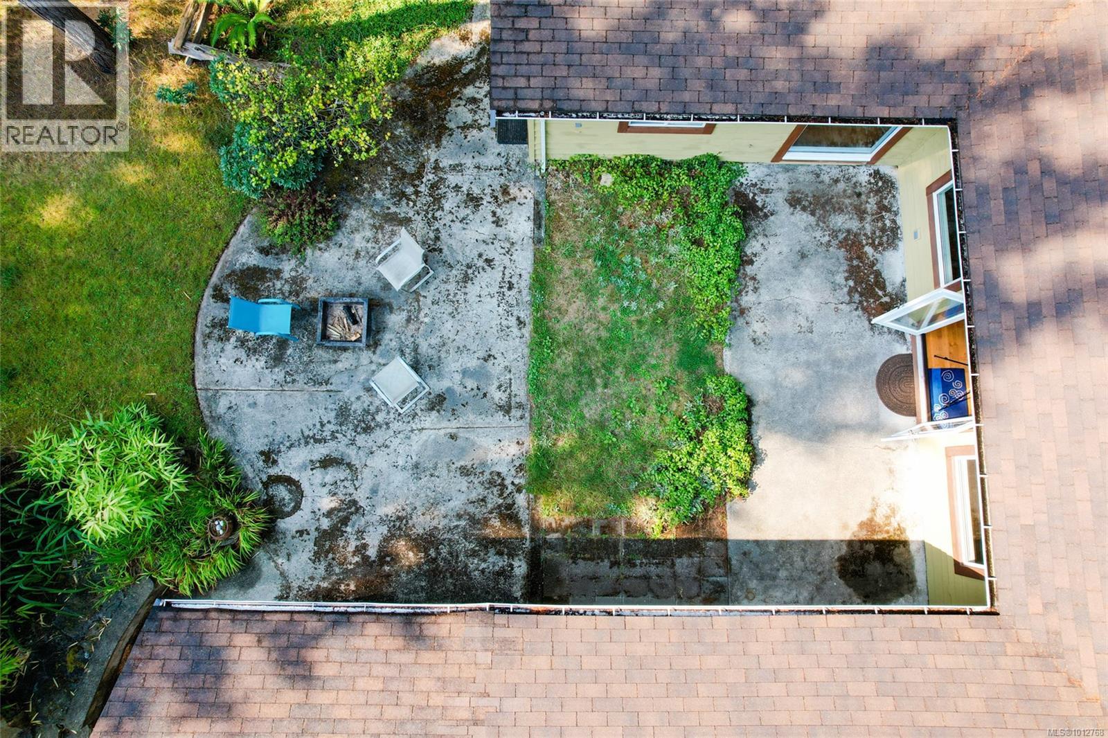 451 Berry Point Rd, Gabriola Island