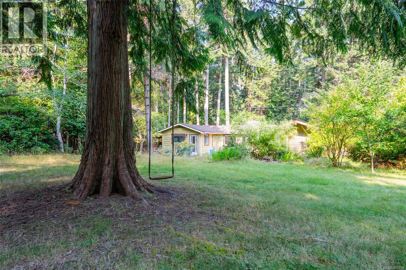 451 Berry Point Rd, Gabriola Island