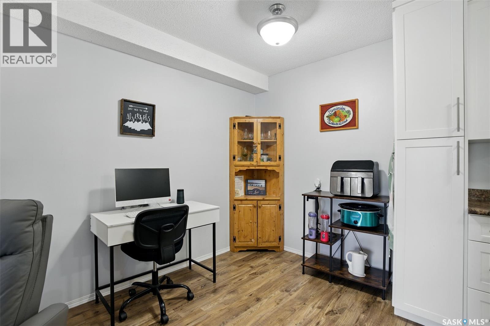 Photo 10 of 107 211 Tait Place, Saskatoon SK