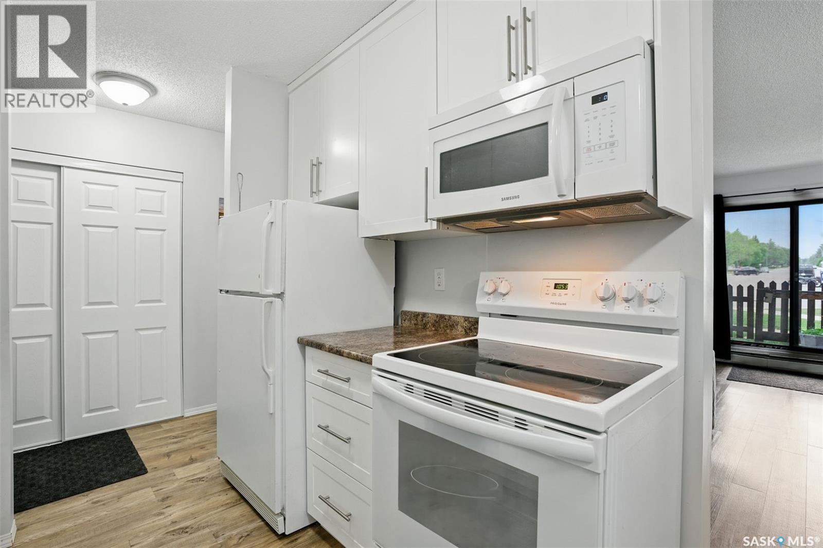Photo 7 of 107 211 Tait Place, Saskatoon SK