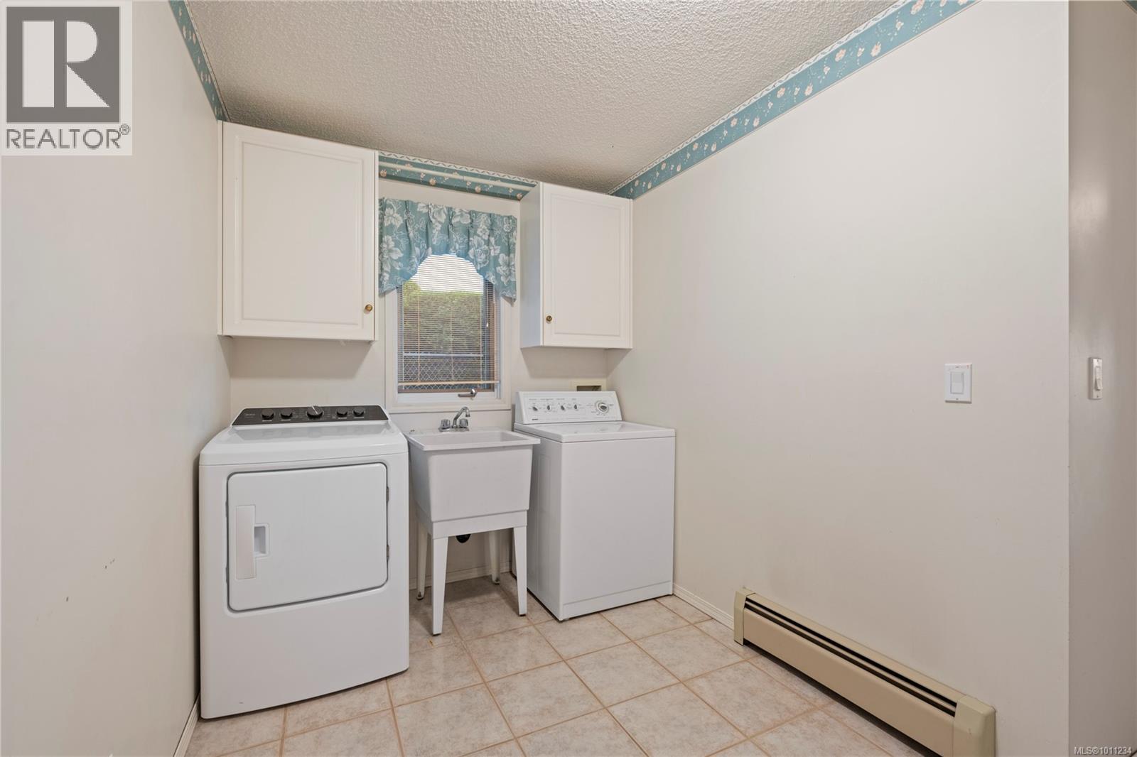 Photo 54 of 3303 Wavecrest Dr, Nanaimo BC
