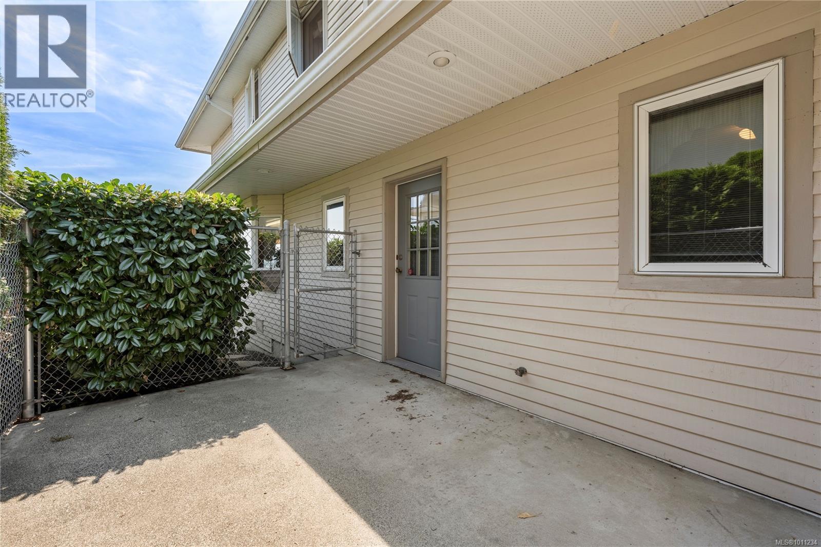Photo 57 of 3303 Wavecrest Dr, Nanaimo BC