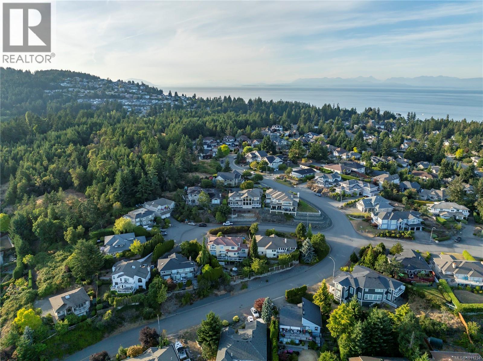 Photo 79 of 3303 Wavecrest Dr, Nanaimo BC