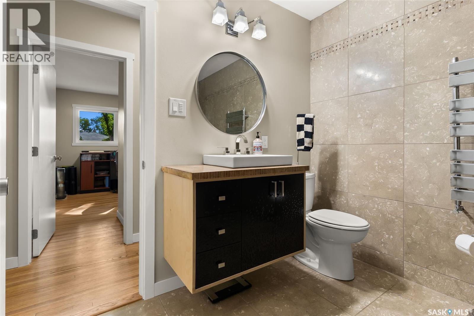 Photo 15 of 118 Langley Street, Regina SK