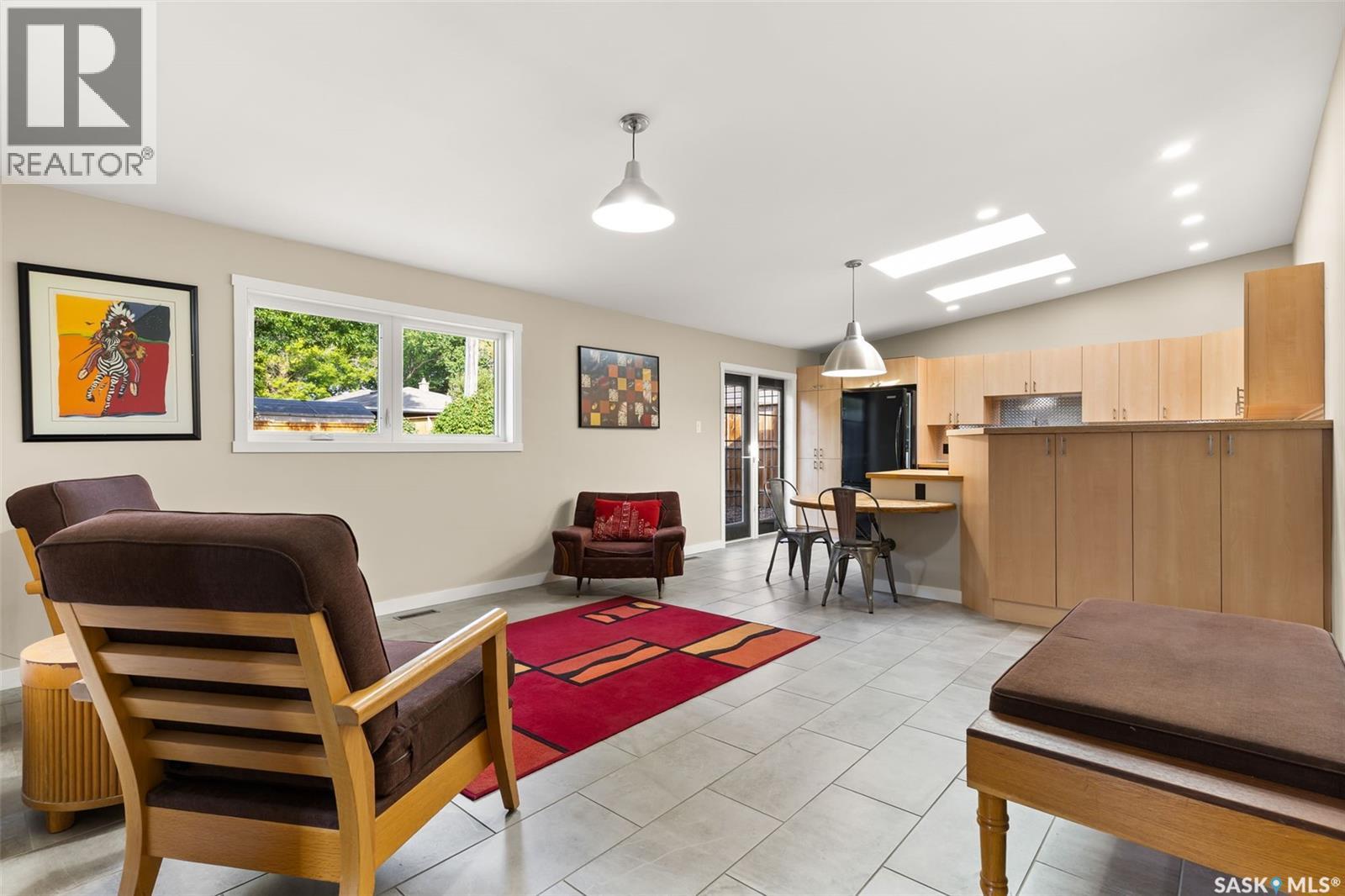 Photo 22 of 118 Langley Street, Regina SK