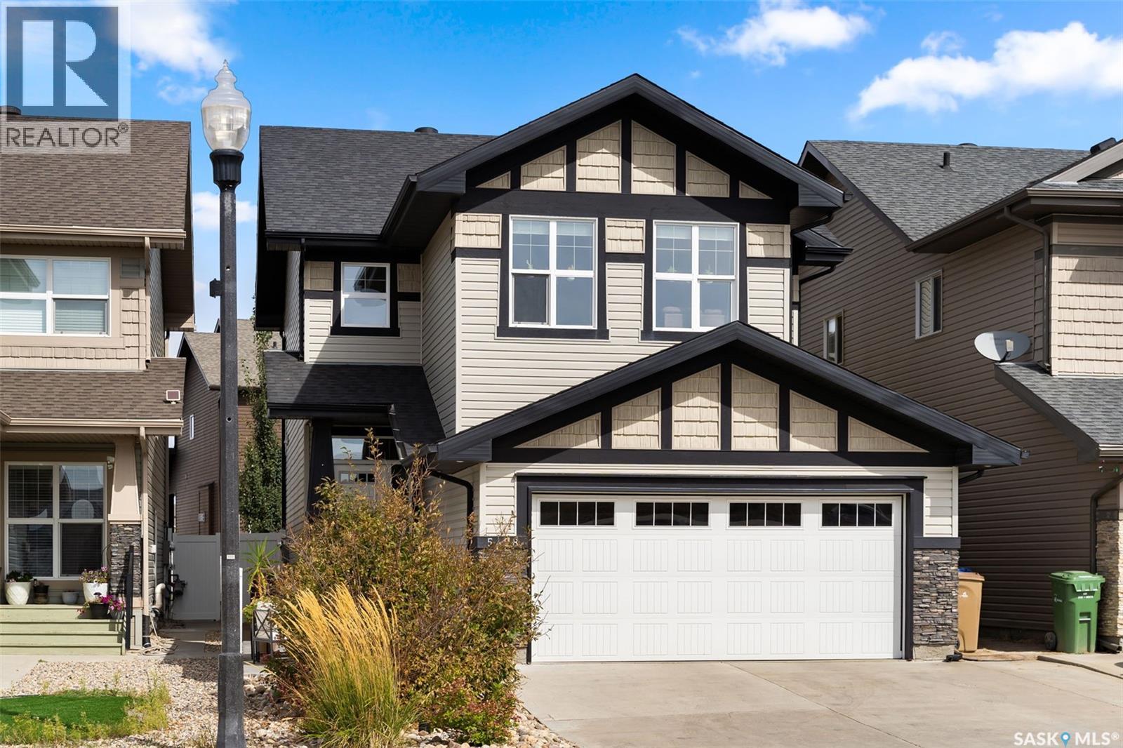 Photo 2 of 5428 Green Apple Drive, Regina SK