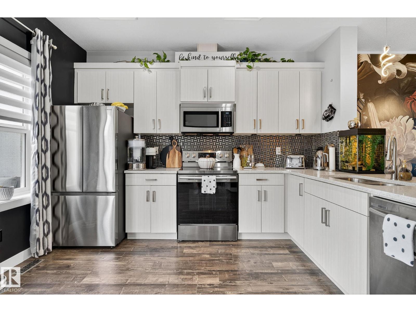 Photo 11 of 63 723 172 St Sw, Edmonton AB