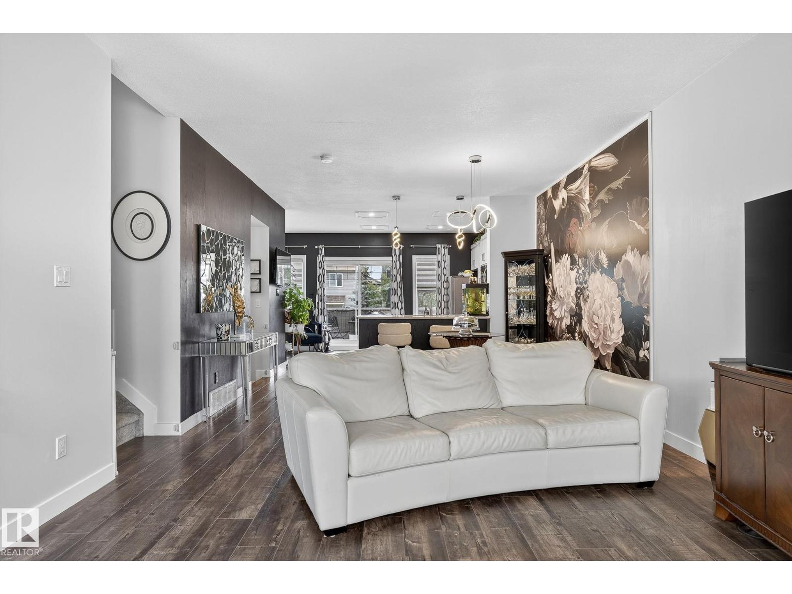 Photo 5 of 63 723 172 St Sw, Edmonton AB