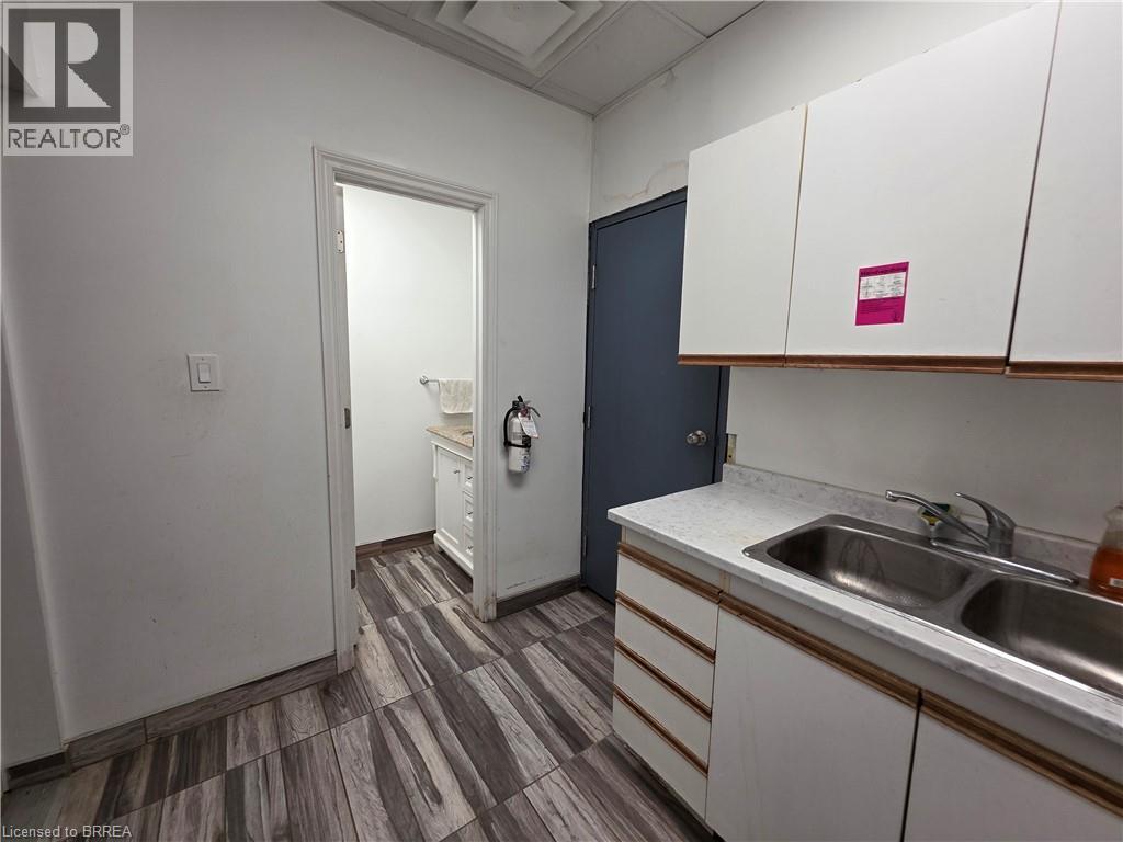 Photo 19 of 85 Emilie Street Unit Main Floor, Brantford ON