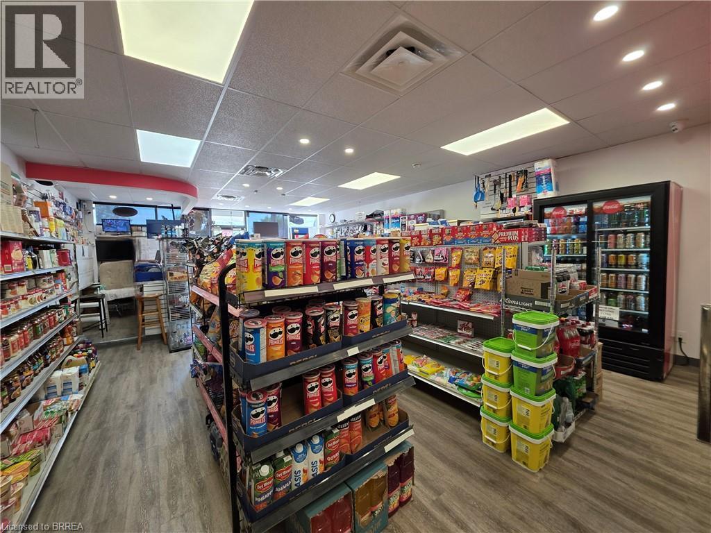 Photo 8 of 85 Emilie Street Unit Main Floor, Brantford ON