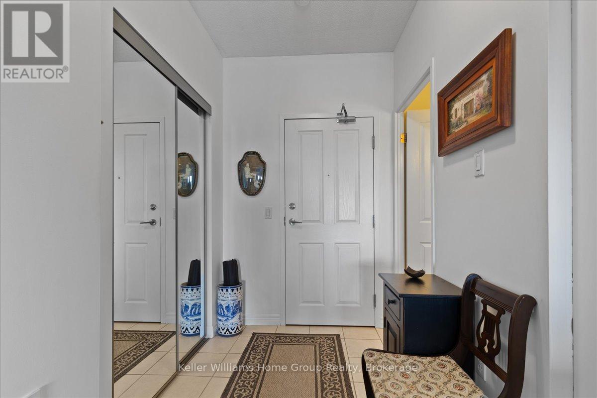 Photo 3 of 809 60 Wyndham Street S, Guelph ON