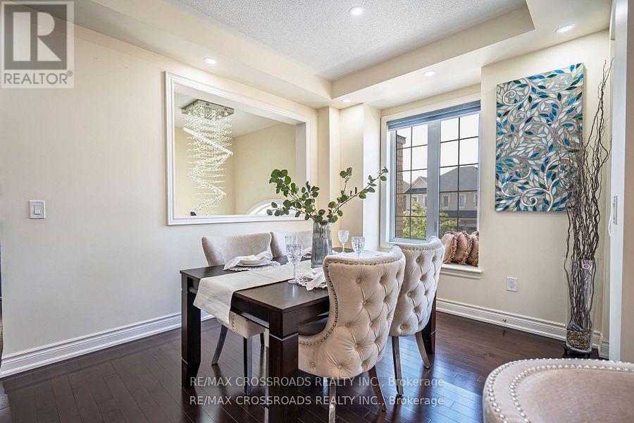 Photo 10 of 119 Russell Creek Drive, Brampton ON