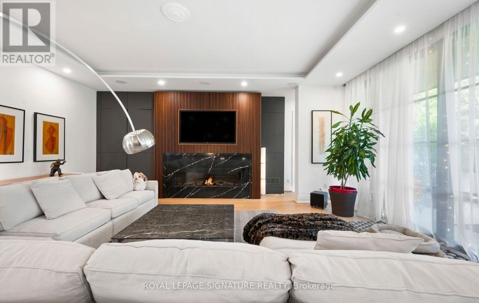 Photo 11 of 36 Wanita Road, Mississauga ON