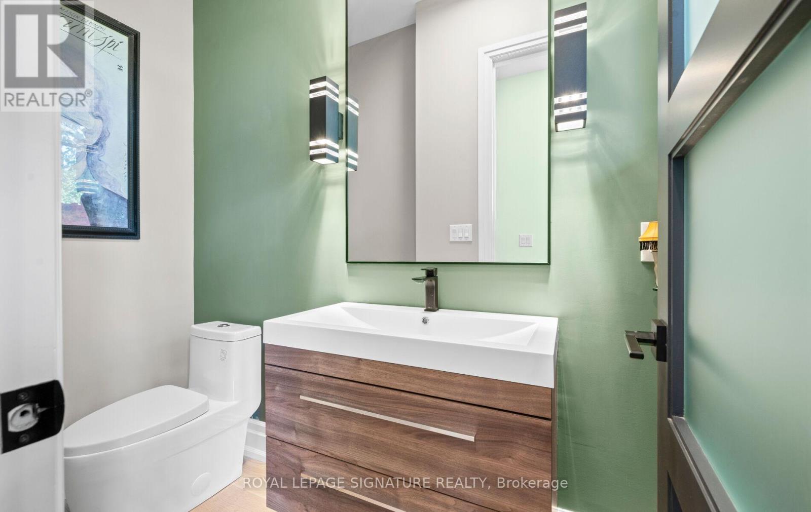 Photo 21 of 36 Wanita Road, Mississauga ON