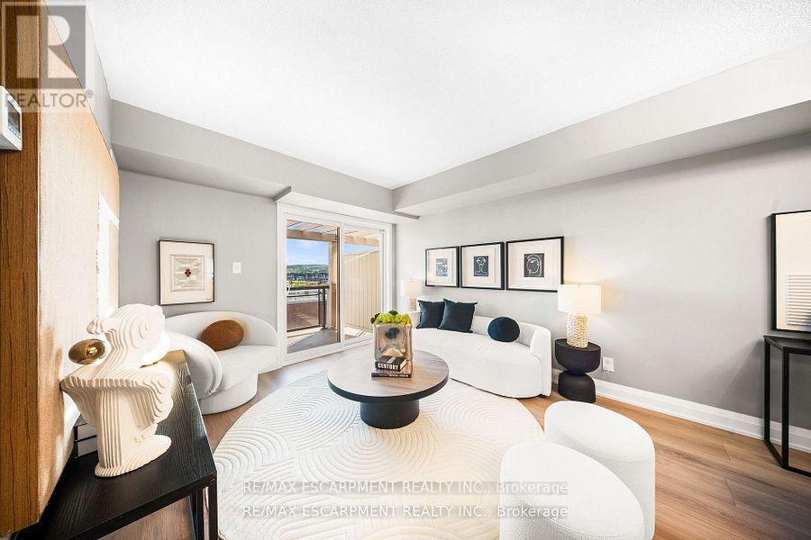 Photo 18 of 416 3070 Rotary Way, Burlington ON