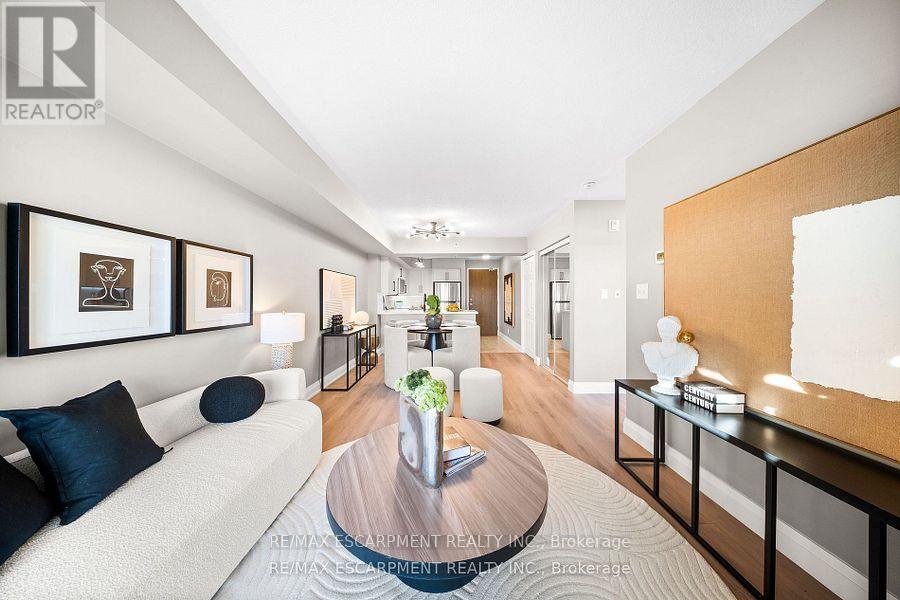 Photo 20 of 416 3070 Rotary Way, Burlington ON