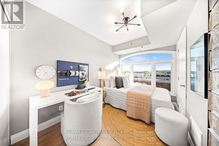 Photo 25 of 416 3070 Rotary Way, Burlington ON